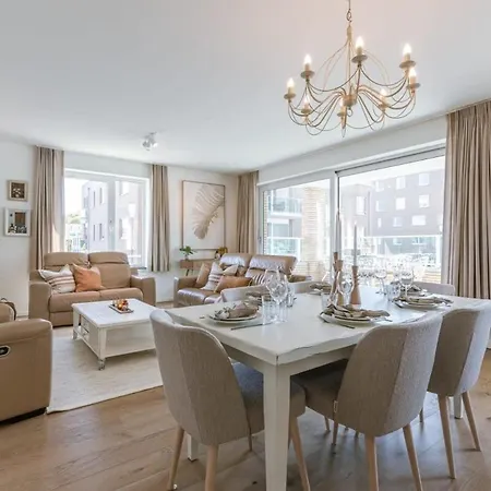 Huswell - A Luminous Near The Marina Apartment *