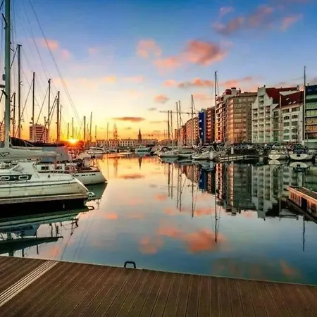 Apartment Luminous Near The Marina With Parking - 3br