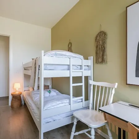 Luminous Near The Marina With Parking - 3br Lägenhet