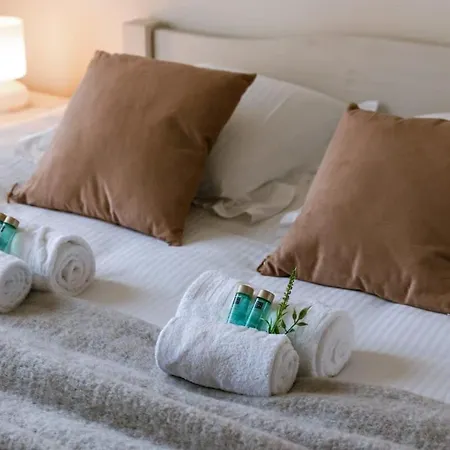 Huswell - A Luminous Near The Marina * Остенде